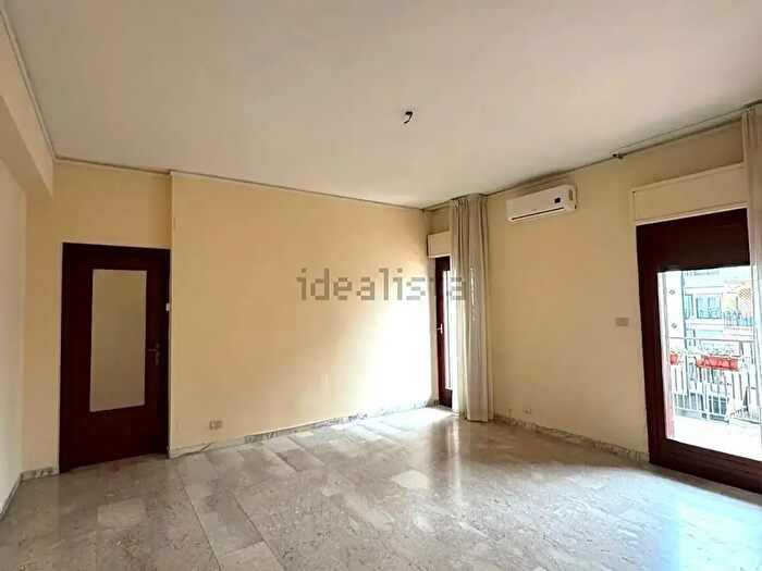 Appartamento trilocale in affitto in Catania