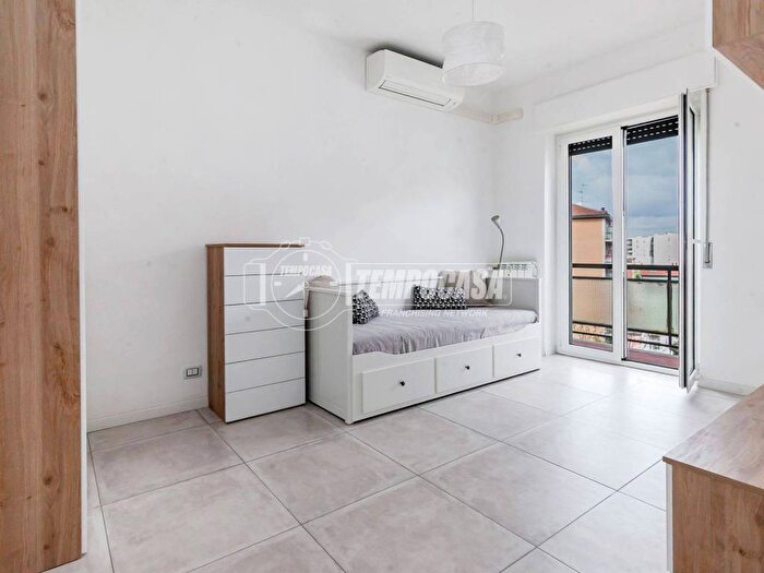 Appartamento monolocale in affitto in Via Giuseppe Tartini, Dergano, Milano