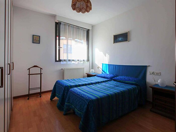 Appartamento bilocale in affitto in Via SantUguzzone, Villa San Giovanni, Milano