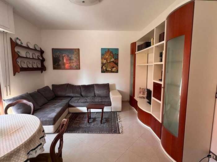 Appartamento trilocale in affitto in Via Tito Speri, Golf Castellino, Rapallo