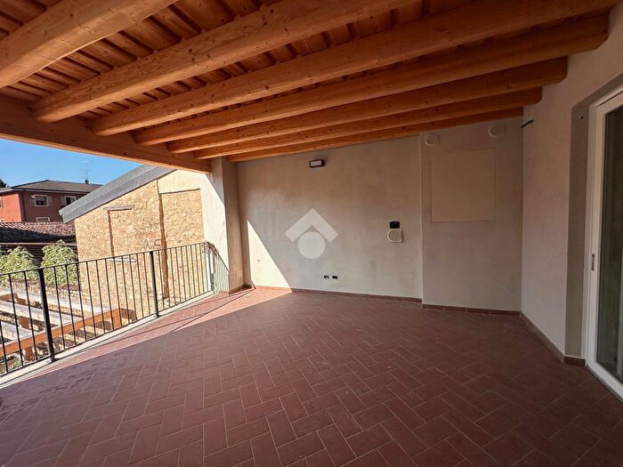 Appartamento trilocale in vendita in Brescia