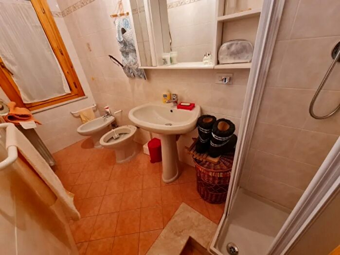 Casa con 5 locali in vendita in Santo Stefano In Aspromonte