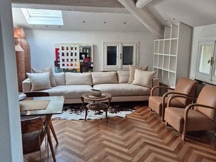 Appartamento trilocale in affitto in Viale Piave, Centro Storico, Reggio Emilia