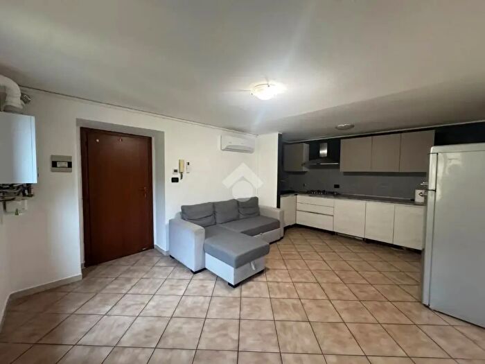 Appartamento bilocale in affitto in Via Ottone, San Benigno Canavese