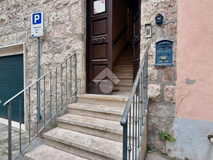 Appartamento monolocale in affitto in Piazza Proba Falconia, Centro, Orte