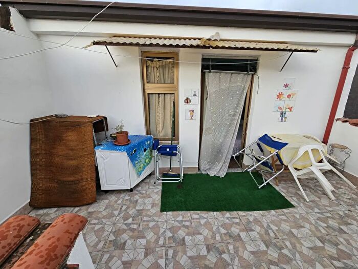 Casa bilocale in vendita in Via Pace, Riposto