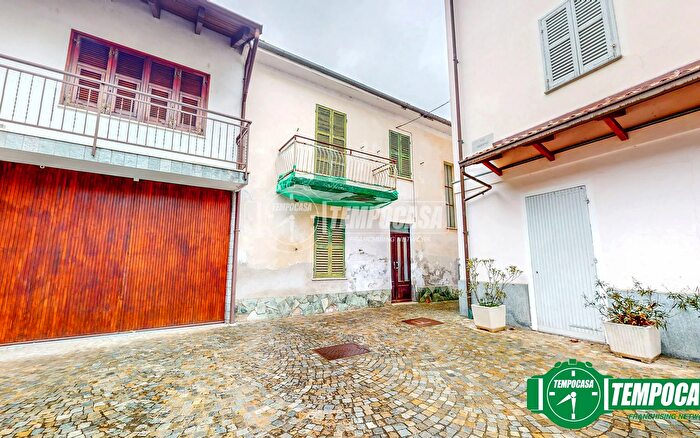 Casa quadrilocale in vendita in Via Moreno, Cartosio