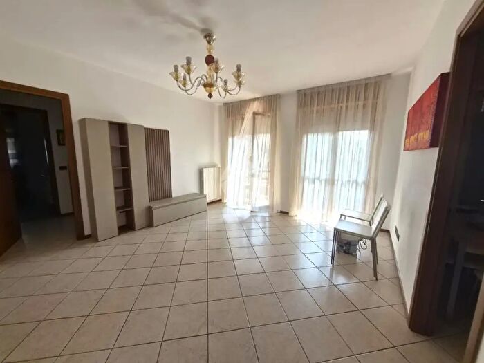 Appartamento bilocale in affitto in Via Po, Cormano