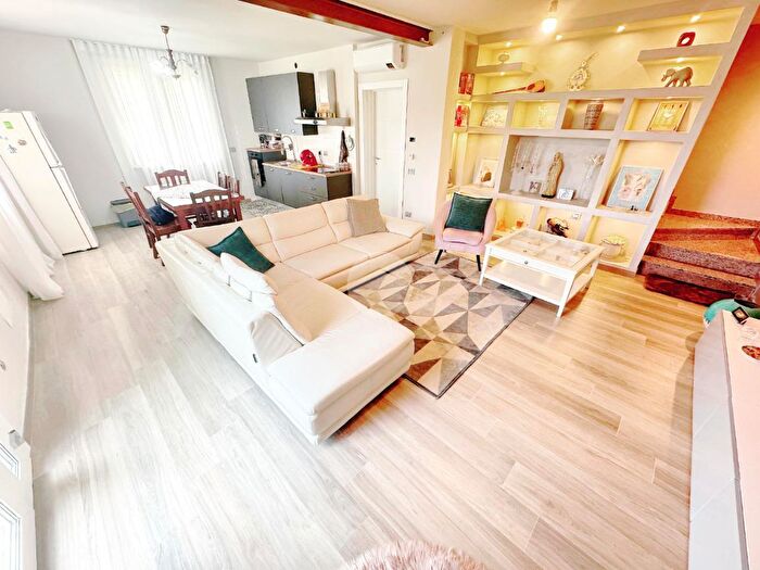 Casa trilocale in vendita in Via Giordano Cavestro, Sorbolo Mezzani