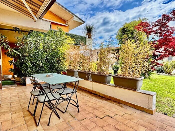 Appartamento con 6 locali in vendita in Sirmione