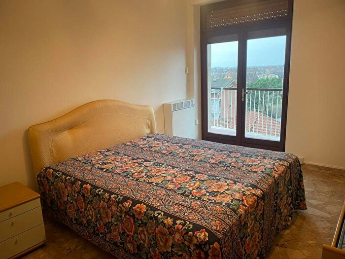 Appartamento trilocale in affitto in Viale Eloisia Barbaroux, Centro, Carmagnola