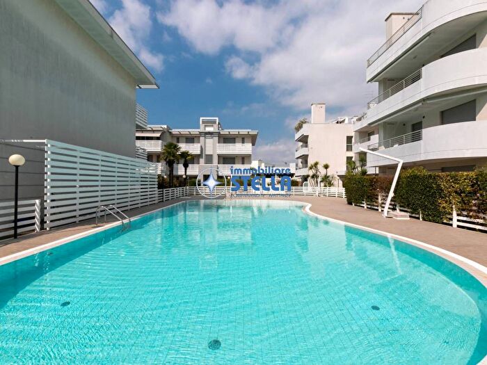 Appartamento trilocale in affitto in Via Don Guerrino Bertolin, Lido Centro Ovest, Jesolo