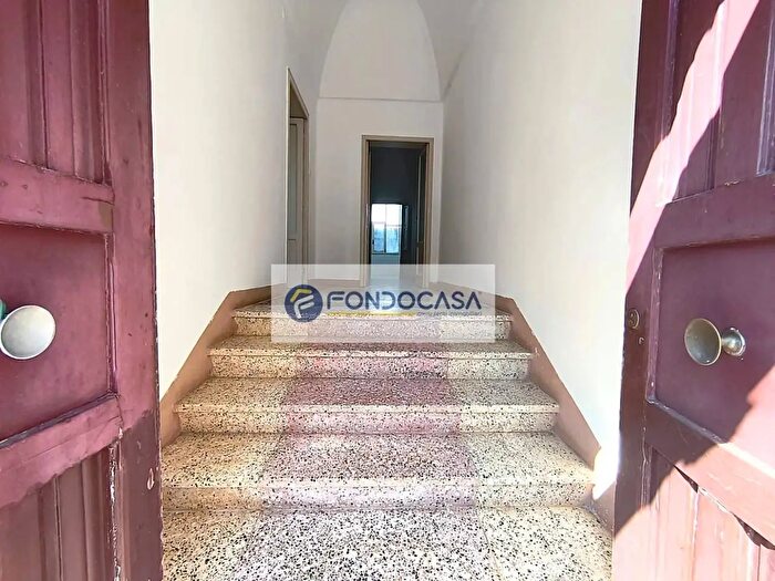 Casa quadrilocale in vendita in Via Leopardi, Poggiardo