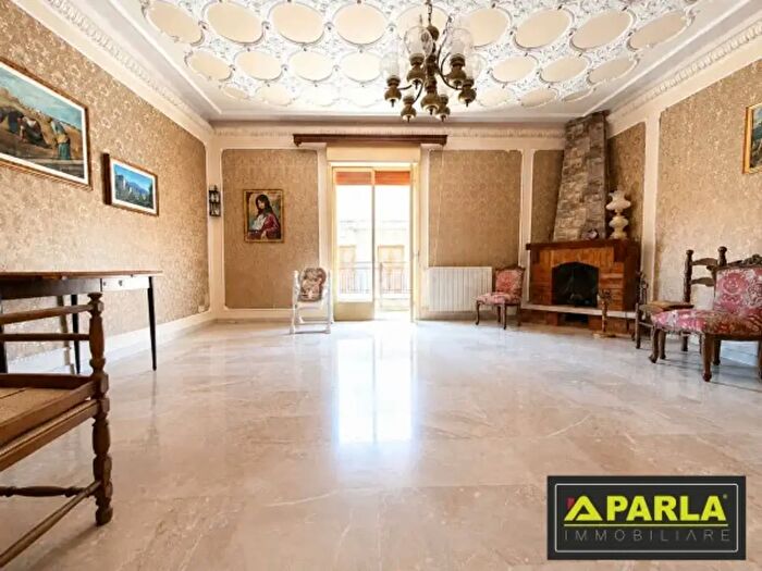 Appartamento con 6 locali in vendita in Via Pola, Canicatti'