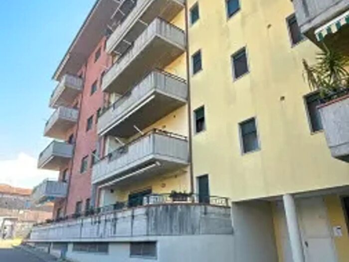 Appartamento trilocale in vendita in Via Irno, Pontecagnano Faiano