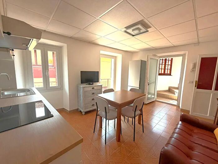 Appartamento monolocale in affitto in Grantola