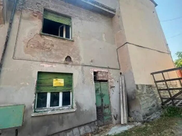 Casa trilocale in vendita in Via Vittorio Veneto, Redavalle