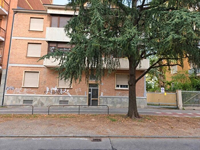 Appartamento trilocale in vendita in Via Pio VII, Torino