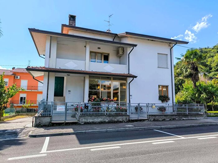 Appartamento quadrilocale in vendita in Via Fratelli Bandiera, Lunano