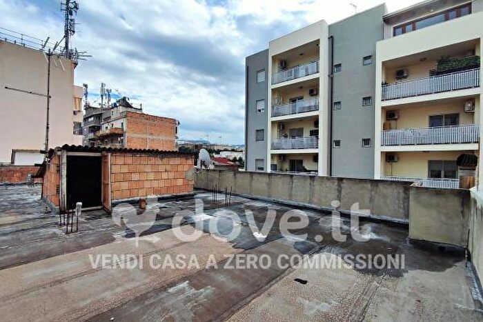 Casa quadrilocale in vendita in Via Guglielmo Marconi Snc, Reggio Calabria