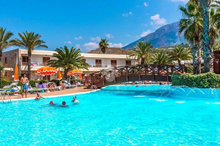 Appartamento bilocale in vendita in Contrada Serluca Calabaia, Belvedere Marittimo