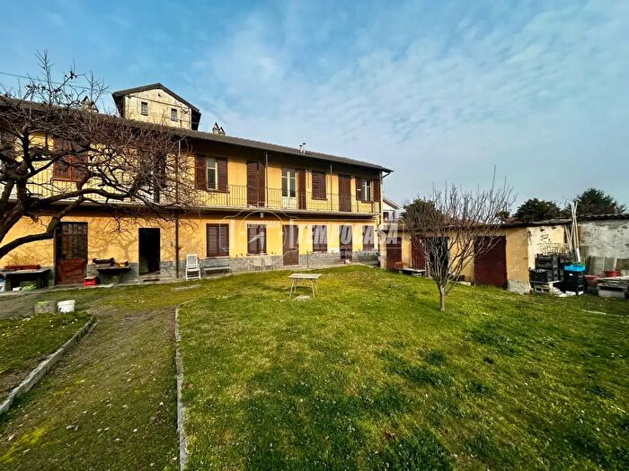 Appartamento con 6 locali in vendita in Corso Moncenisio, SantAmbrogio Di Torino