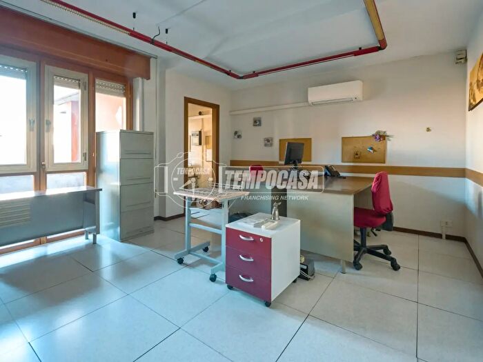 Appartamento trilocale in vendita in Via Milano, Cremona