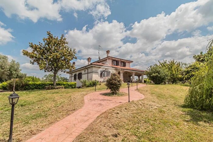 Casa con 7 locali in vendita in Via delle Ginestre, Campagnano Di Roma