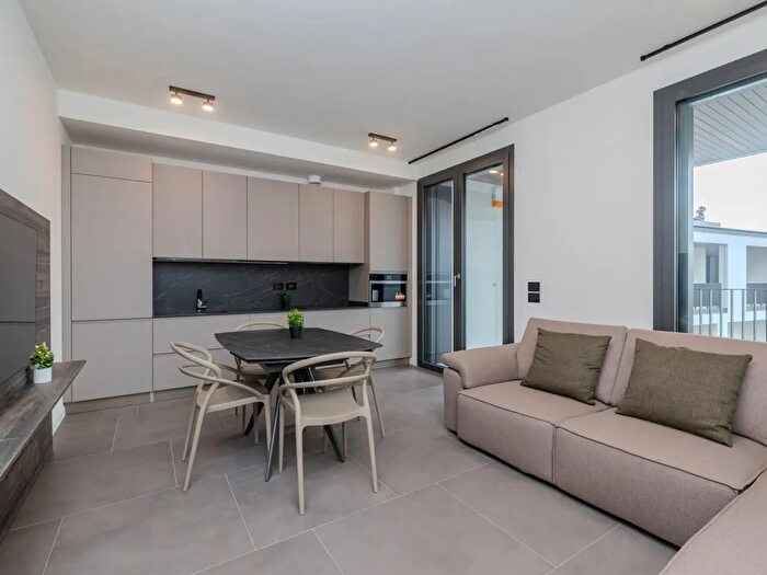 Appartamento trilocale in affitto in Milano