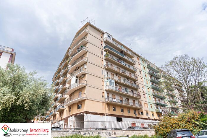 Appartamento con 6 locali in vendita in Siracusa