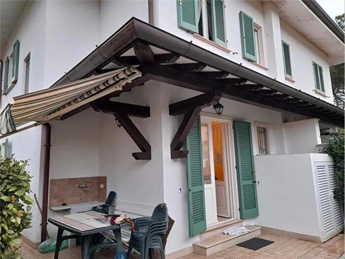 Casa in vendita in Forte Dei Marmi