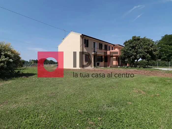 Casa trilocale in vendita in Via Don Giuseppe Geron, Ponzano Veneto