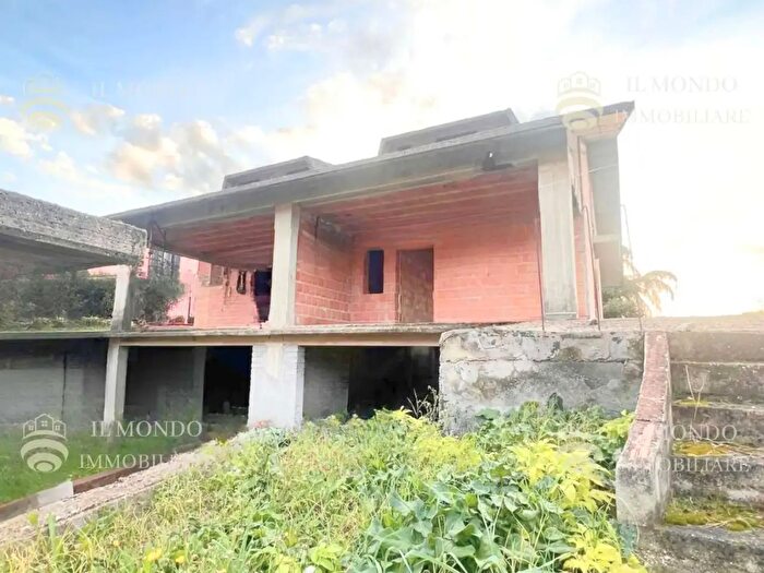 Casa quadrilocale in vendita in Via Piave, Marcellina
