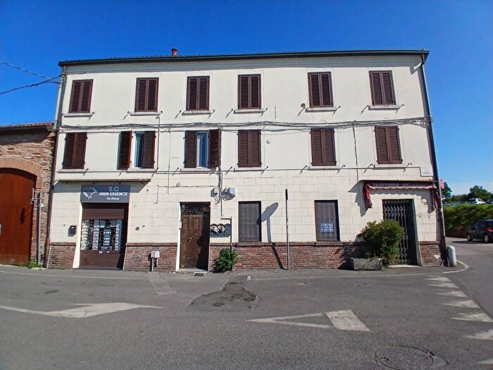 Appartamento trilocale in affitto in Via Spronello, Santa Maria in Vado, Ferrara