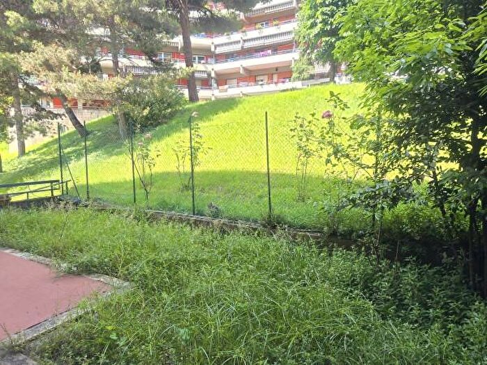 Appartamento bilocale in vendita in Via Mario Sordi, Genova