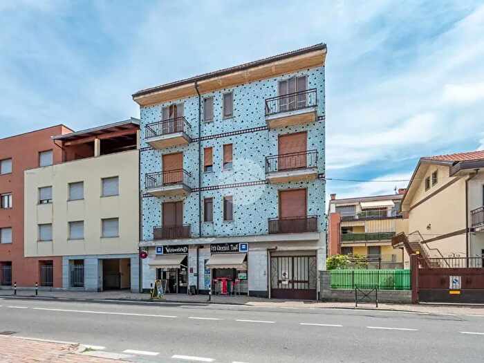 Case in Vendita e in Affitto - 3