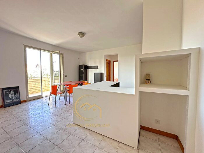 Appartamento trilocale in vendita in Via Pietralonga, Mascali