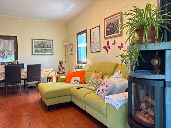 Casa trilocale in vendita in Borgo Bocon, Magnano In Riviera