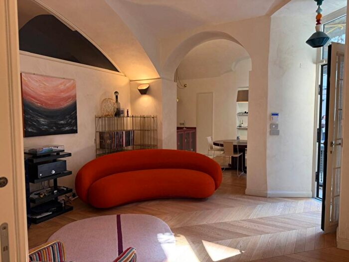 Appartamento quadrilocale in affitto in Via San Massimo, Via della Rocca, Torino