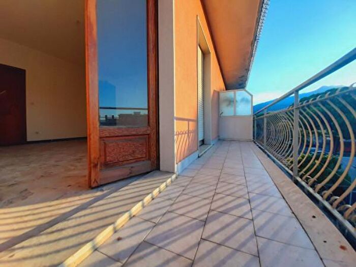 Appartamento quadrilocale in vendita in Corso Sicilia, Giarre