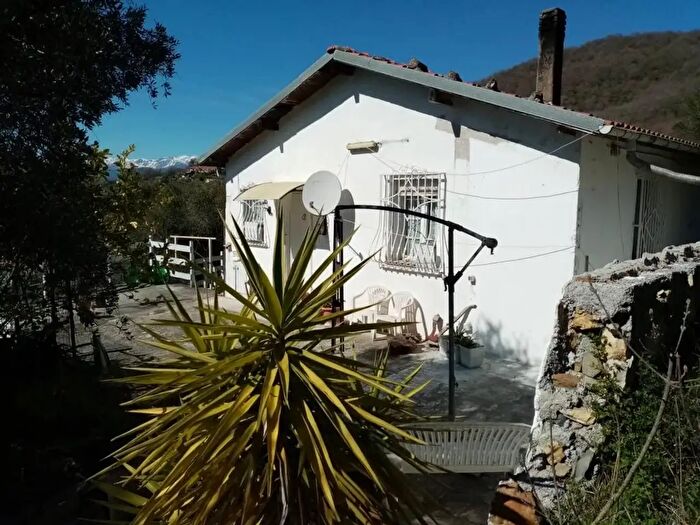 Casa quadrilocale in vendita in Località Monti, Pontedassio