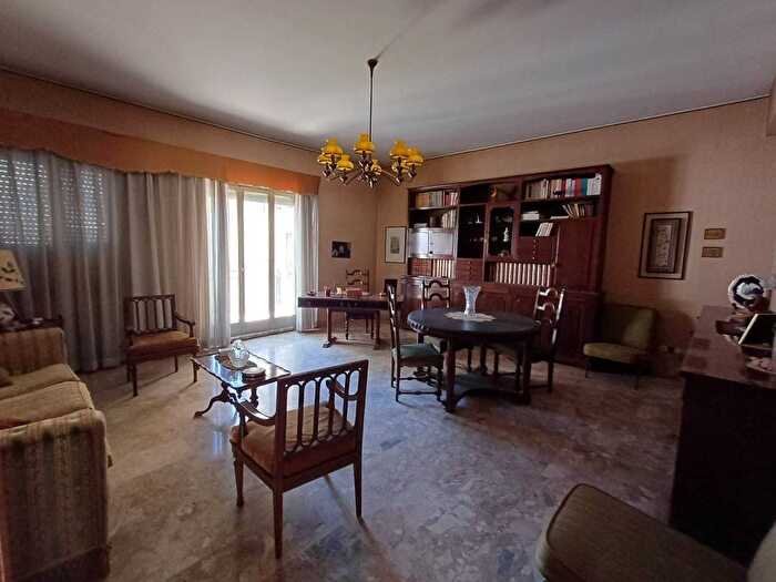 Appartamento quadrilocale in affitto in Via del Bersagliere, Libertà Villabianca, Palermo