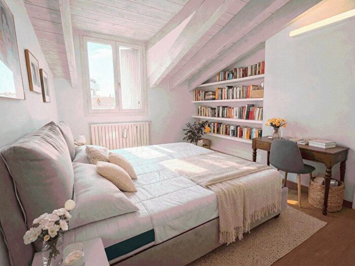 Appartamento trilocale in affitto in Piazzale Carlo Maciachini, Farini, Milano