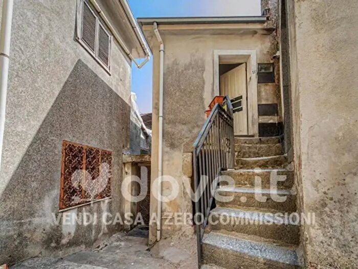 Appartamento trilocale in vendita in Via Maggiore Baracca, Castiglione Di Sicilia