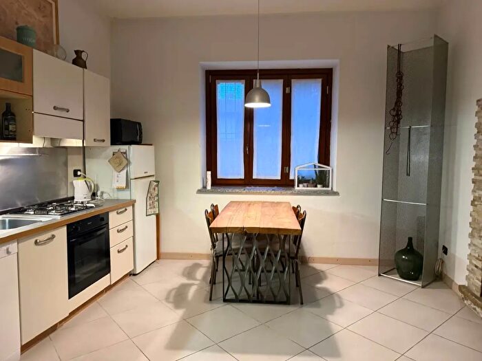 Appartamento bilocale in vendita in Mercallo