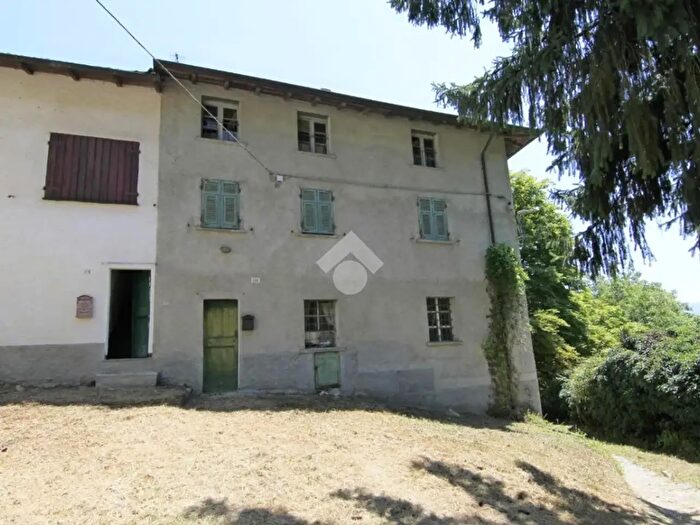 Casa con 5 locali in vendita in Località Giavotti, Gavi