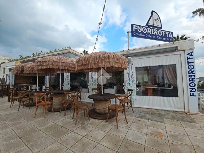 Appartamento bilocale in vendita in Piazza Nazario Sauro, Porto Cesareo