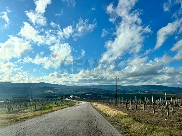 Appartamento con 5 locali in vendita in Via del Priorato N, Marsciano