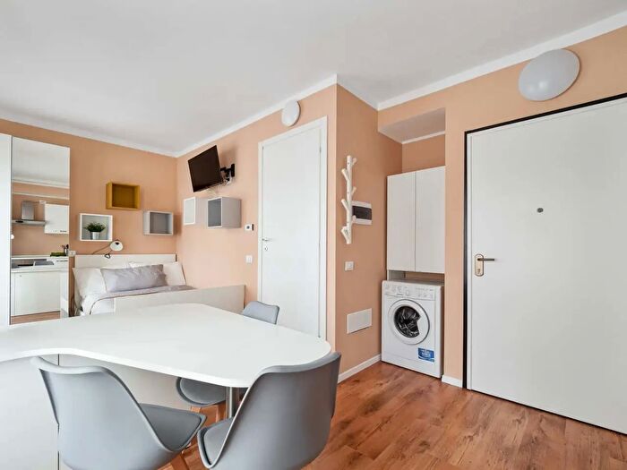 Appartamento monolocale in affitto in Via Isaac Newton a, Milano