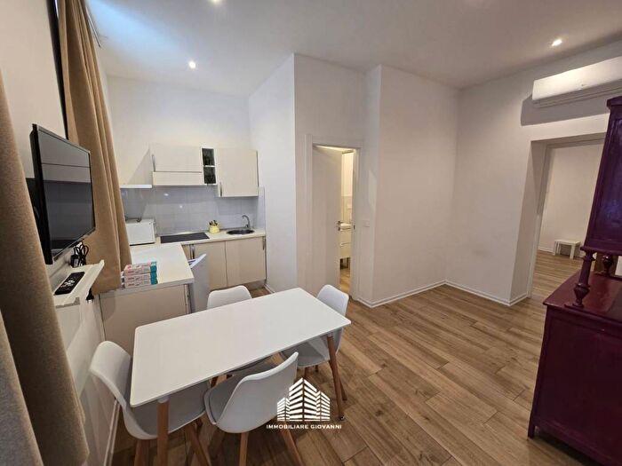 Appartamento bilocale in affitto in Via Santa Croce, Centro, Bra